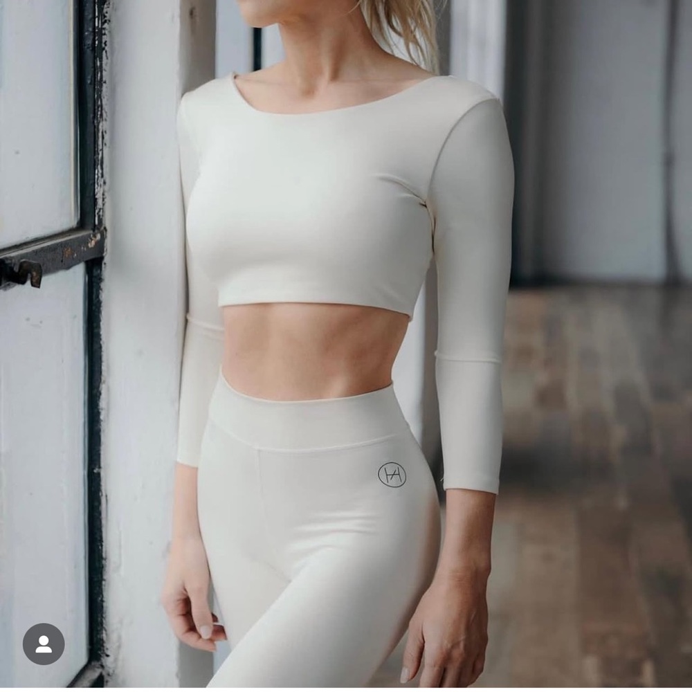 Heros Active Long Sleeve Crop Top